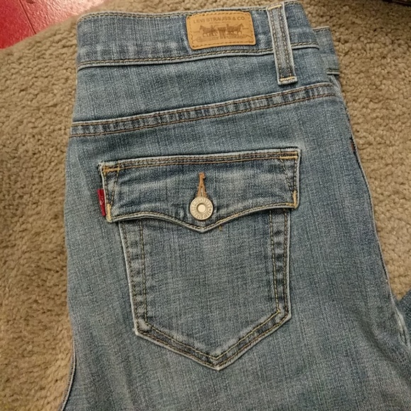 Levi's Bootcut Perfectly Slimming Jeans - Picture 2 of 7
